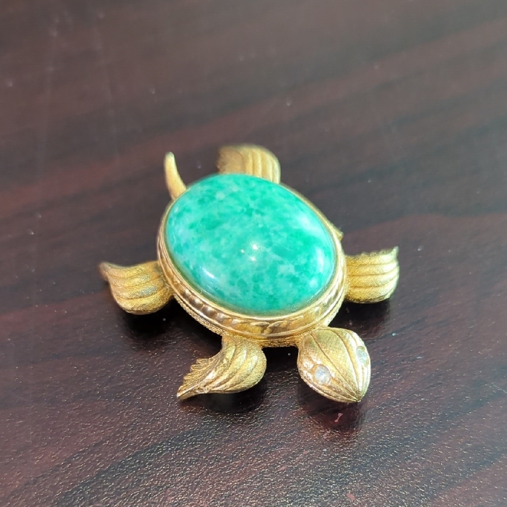 Elegant Gold and Green Turtle Avon